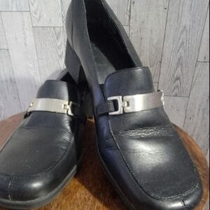 Naturalize black slip on dress shoes size 8